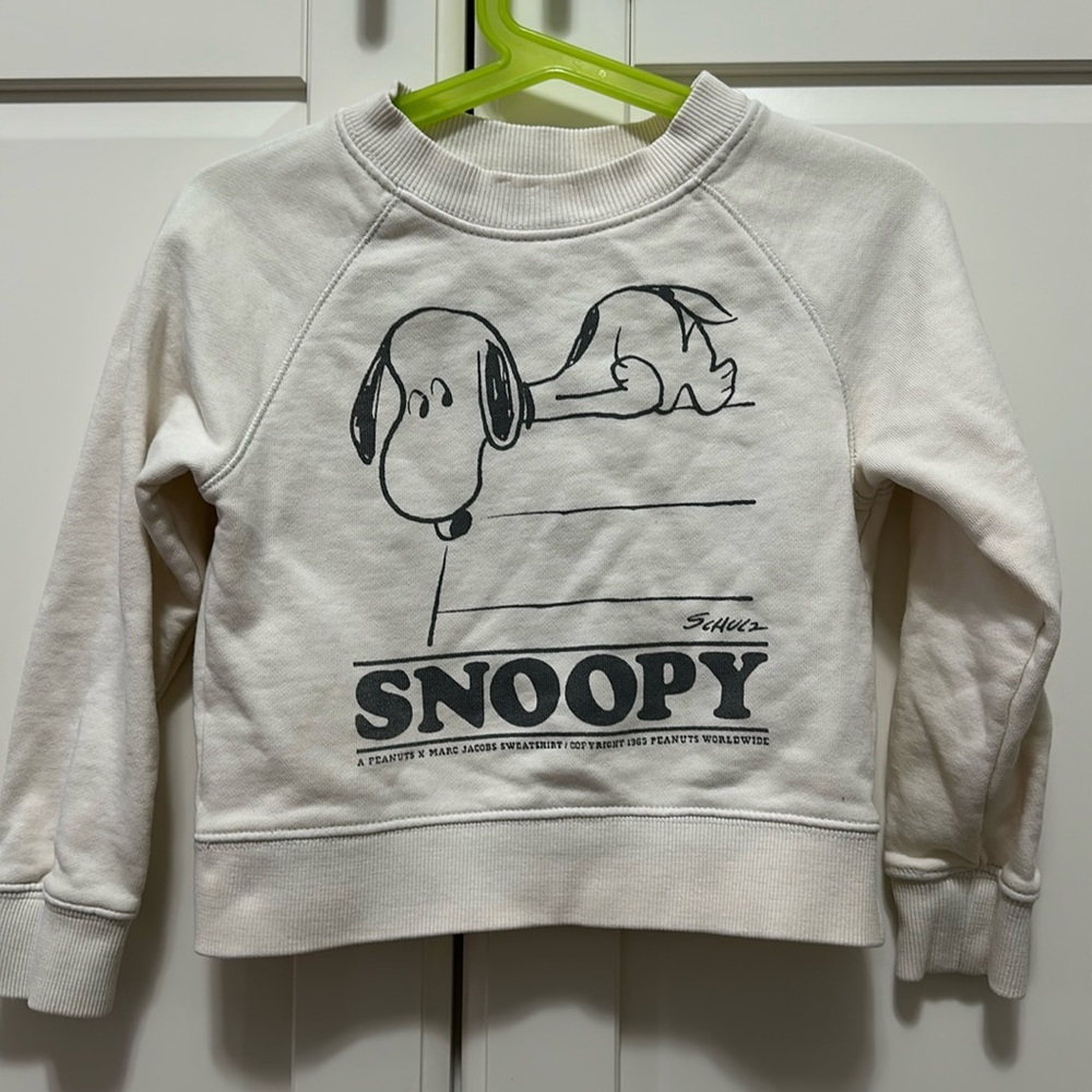 Marc Jacob’s rare Snoopy Sweatshirt